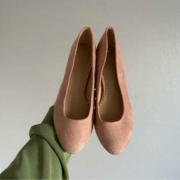 Loft Nude Pink Suede Round Toe Block Heel Pump - Picture 9 of 10
